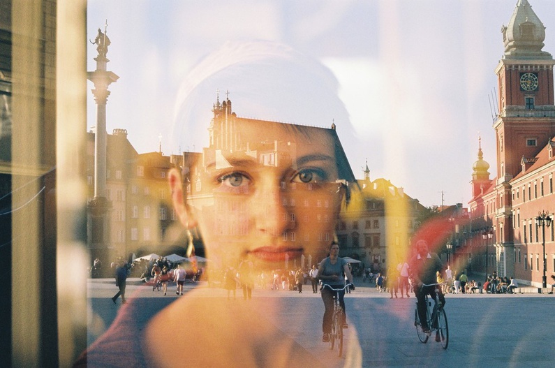 Olga, fortunatamente, ha trovato qualcuno che garantisse per lei.