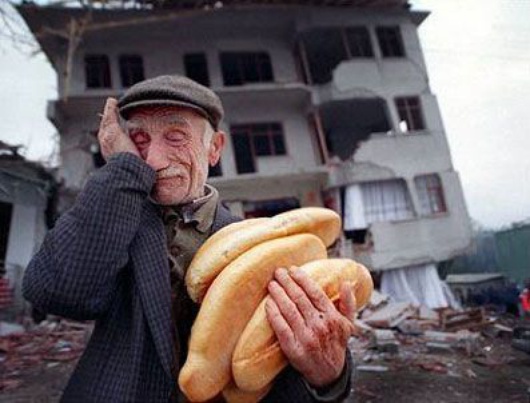 17-agustos-1999-depremi-aniliyor.jpg