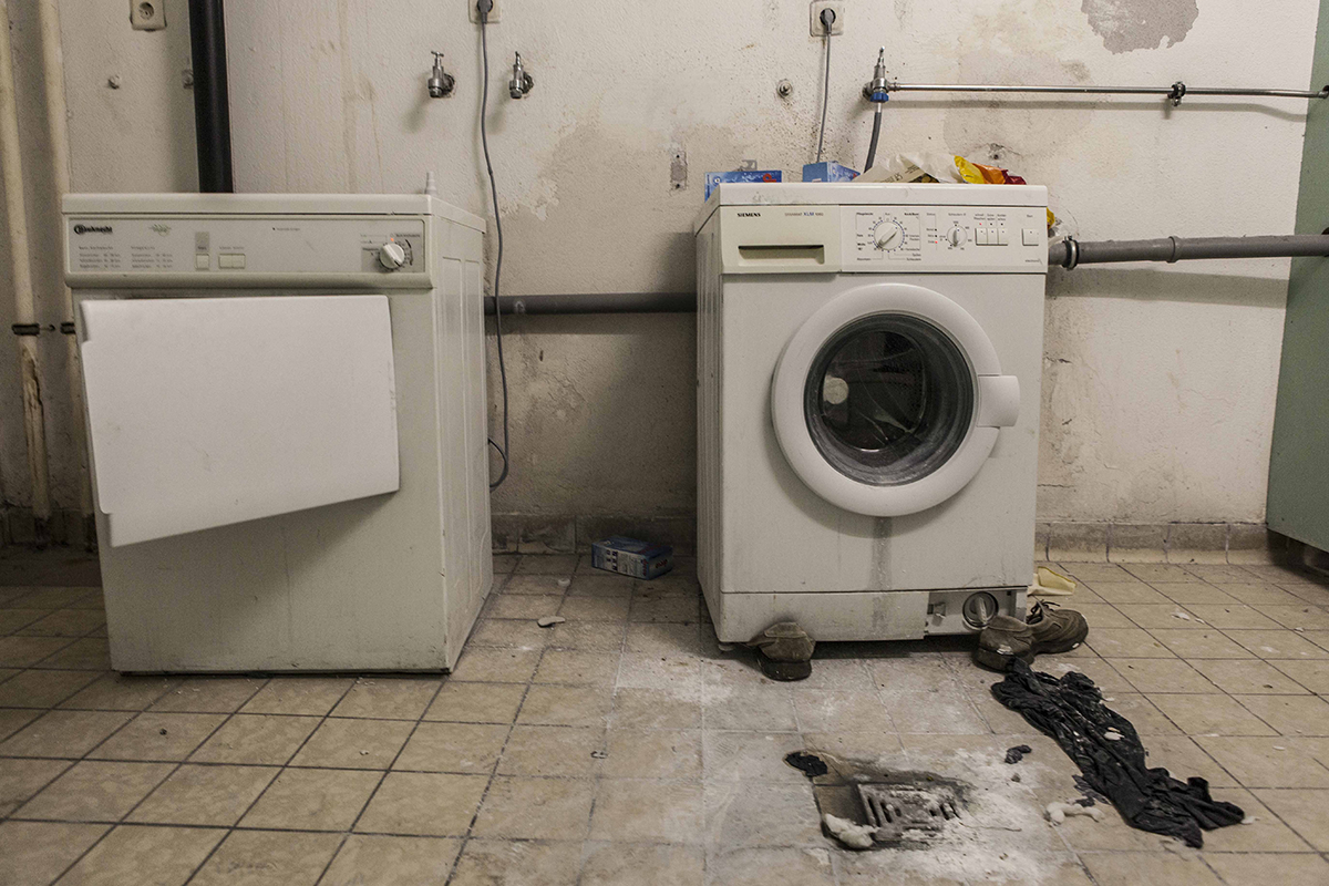  Fed, housed, but rebellious (Würzburg, August 2012)