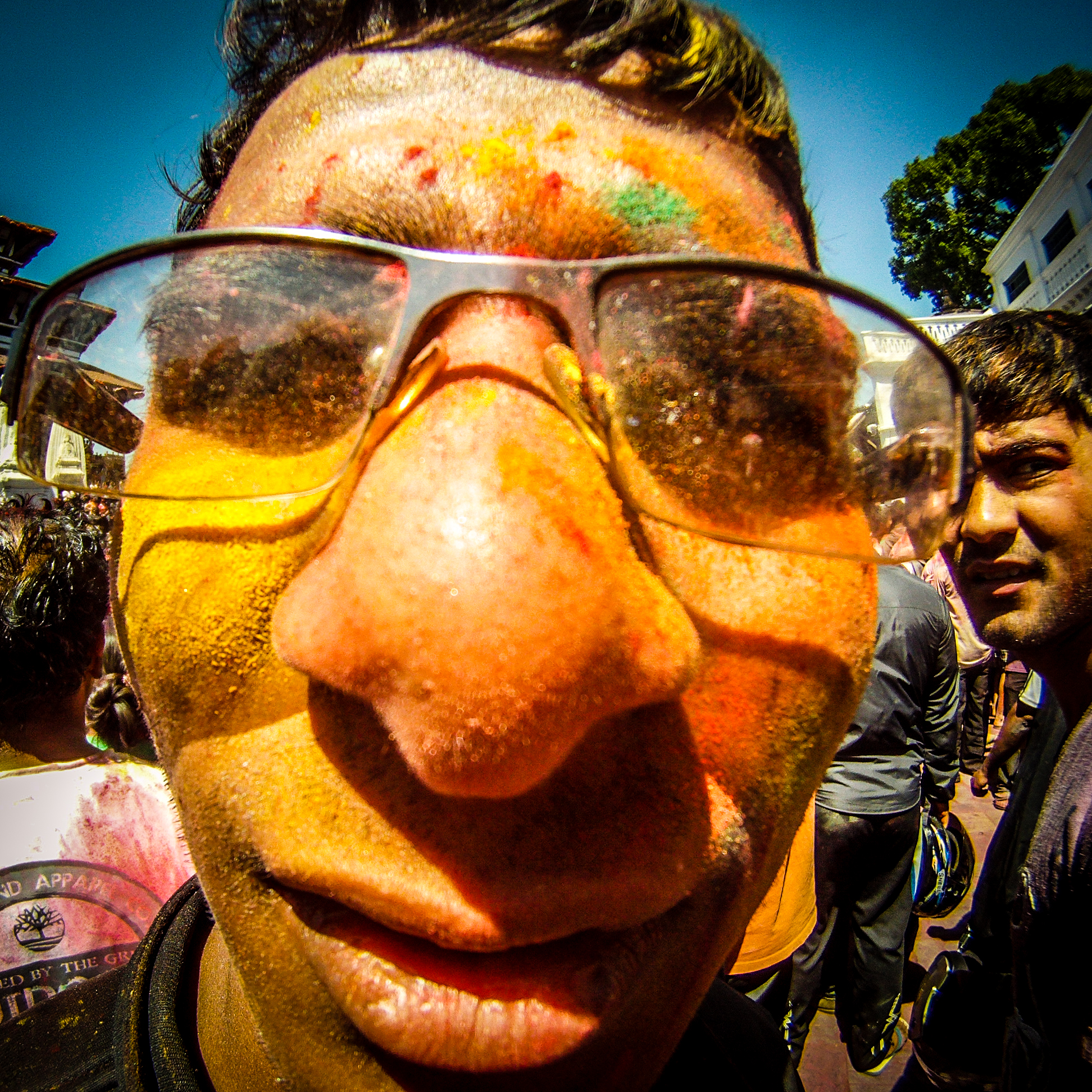 Nadie se salva del color