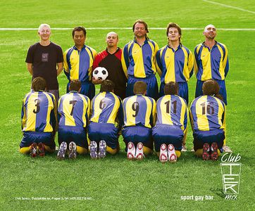 Image for Sport et homosexualité : gros machos et icônes gays