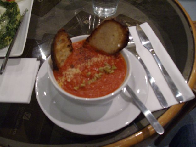 Image for Parigi, solo a Ethicando c'è la pappa al pomodoro antimafia