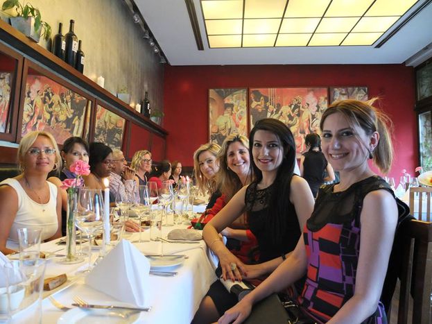 Image for ΓΙΑΤΙ Η ΓΕΡΜΑΝΙΑ "ΚΑΙΓΕΤΑΙ" ΓΙΑ ΤΗ ΓΥΝΑΙΚΕΙΑ ΕΠΙΧΕΙΡΗΜΑΤΙΚΟΤΗΤΑ