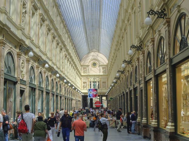 Image for I quindici di fronte ai movimenti sul filo della democrazia: esiste una via europea?