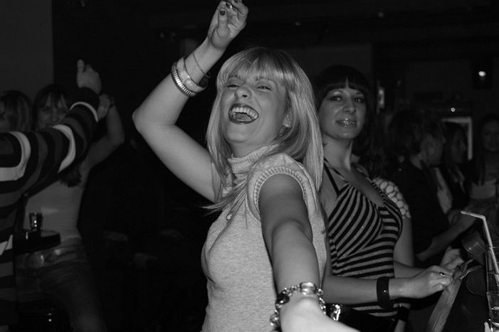 Image for A Belgrado, la festa continua
