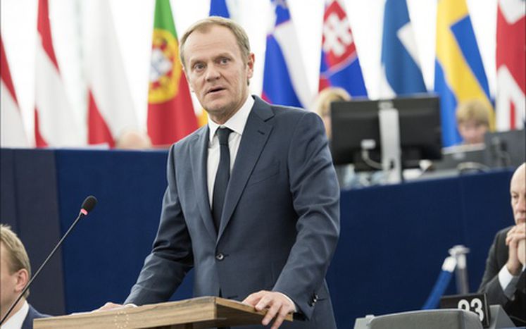Image for Tusk defends the Juncker plan before the European Parliament