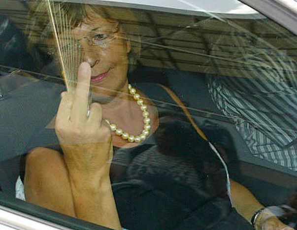 Image for “L’Ulla-vacanziera” e l’isola per le anatre: gaffe estive dall’Europa