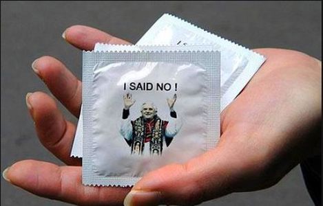 Image for Papst Benedikt XVI.: Quäntchen Vergebung vom Kondom-Sager ohne Weitblick