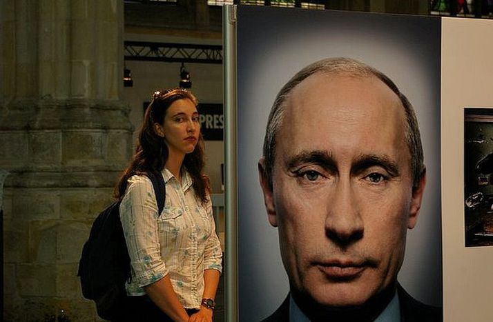 Image for Medwedew: Mein Platz ist leer – ich wünsche mir den Putin her