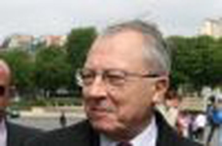 Image for Delors afirma que nada funciona en el tándem franco alemán