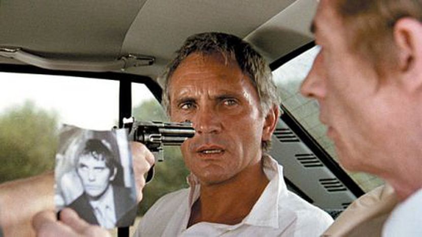 Image for “The Hit”,  regreso a los ochenta