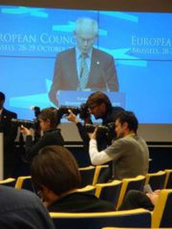 Image for Parler clair sur l'Europe: les journalistes espagnols essaient d'oublier les "déficits", "quota-parts" et autres "traités"