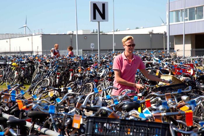 Image for Fietsdepot: ¡No aparques ahí tu bici!