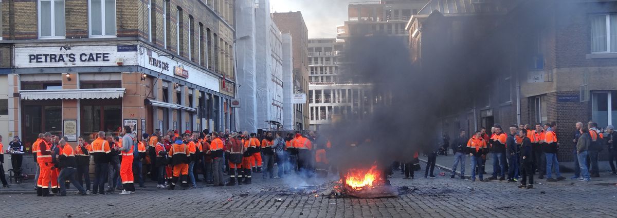 Image for 3. Les dockers anversois peuvent aussi être pacifiques