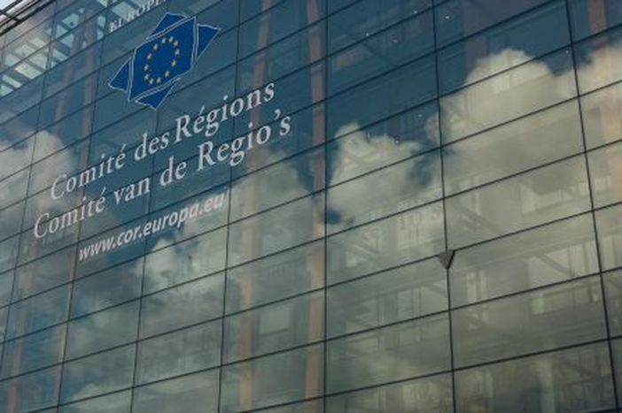 Image for Valcárcel se 'corona' en Europa