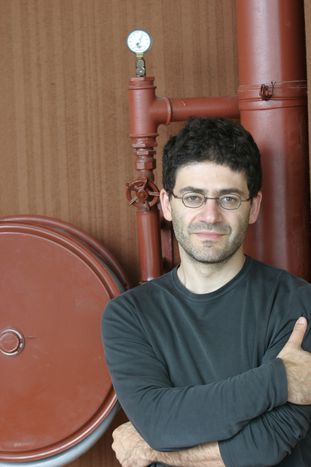 Image for Wajdi Mouawad : « Je suis un écrivain égaré dans le monde du théâtre » 