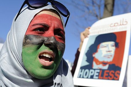 Image for Arabische Revolte: Gaddafi metzelt 200 Menschen - der Westen schweigt