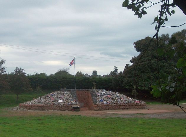 Image for MP who walked across Afghanistan builds a cairn