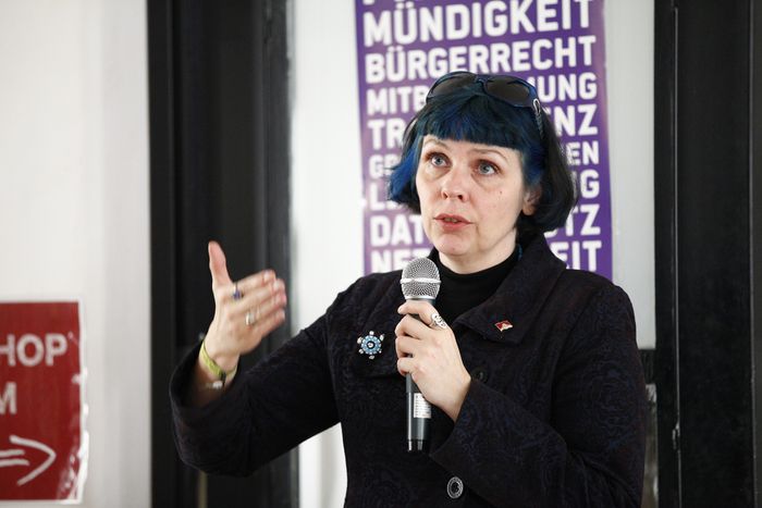 Image for Birgitta Jonsdottir i "raj informacyjny"